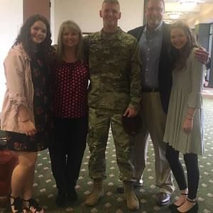 Meet your Posher, Justine